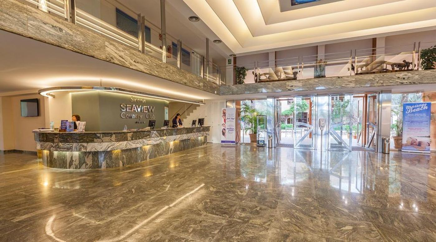 Sirenis-Seaview-Country-Club-Lobby-40