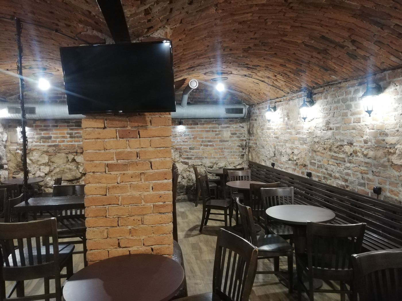 Lorf-Hostel-Coffee-Conferences-10