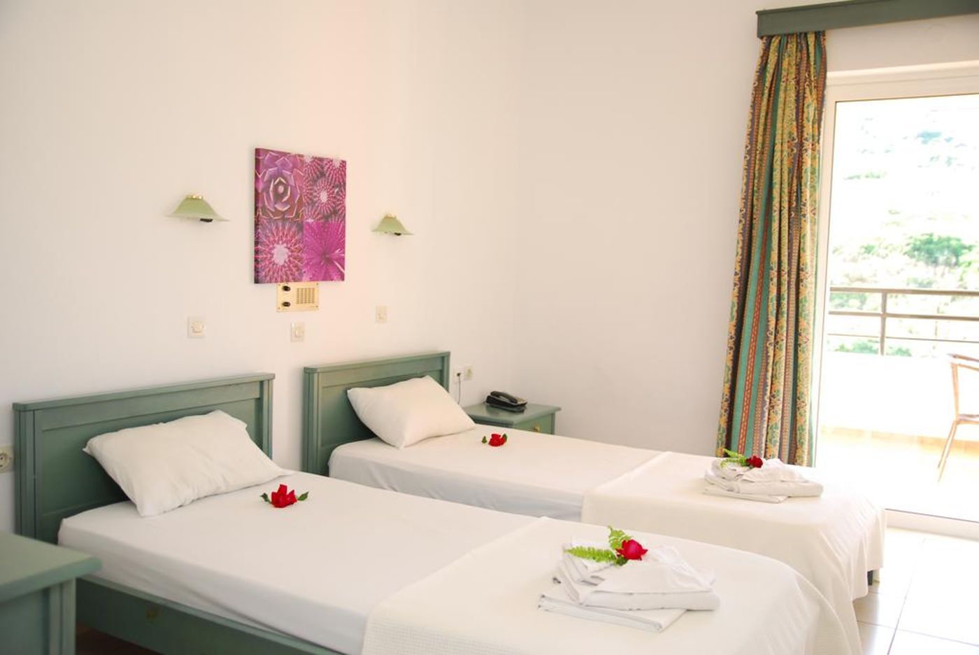 Elpis Studios and Apartments