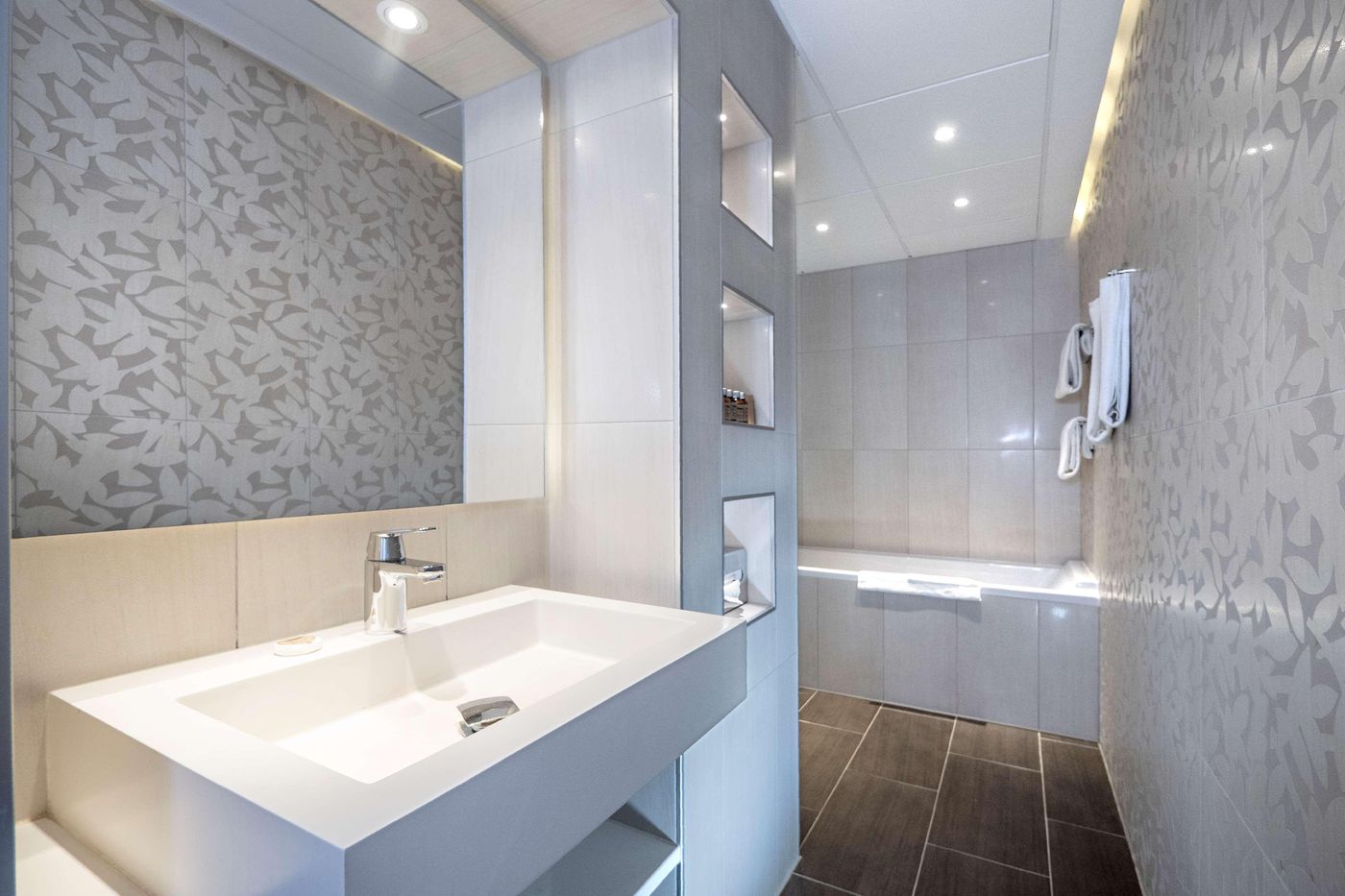 Hotel-Mayfair-Room-53