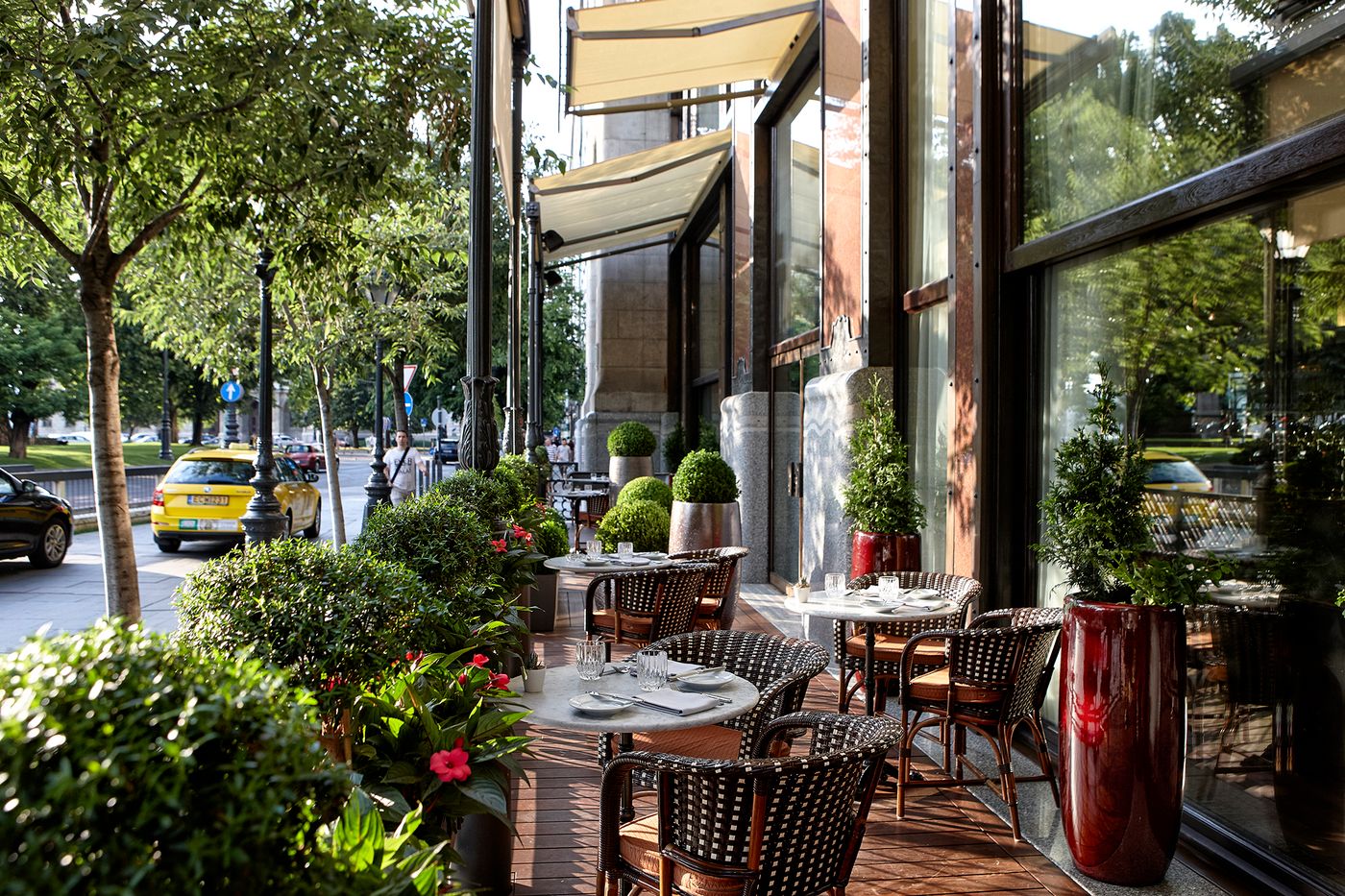 Four-Seasons-Hotel-Budapest-Terrace-29