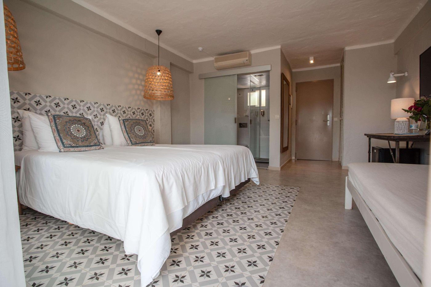 Marble-Hotel-Stella-Maris-Room-32