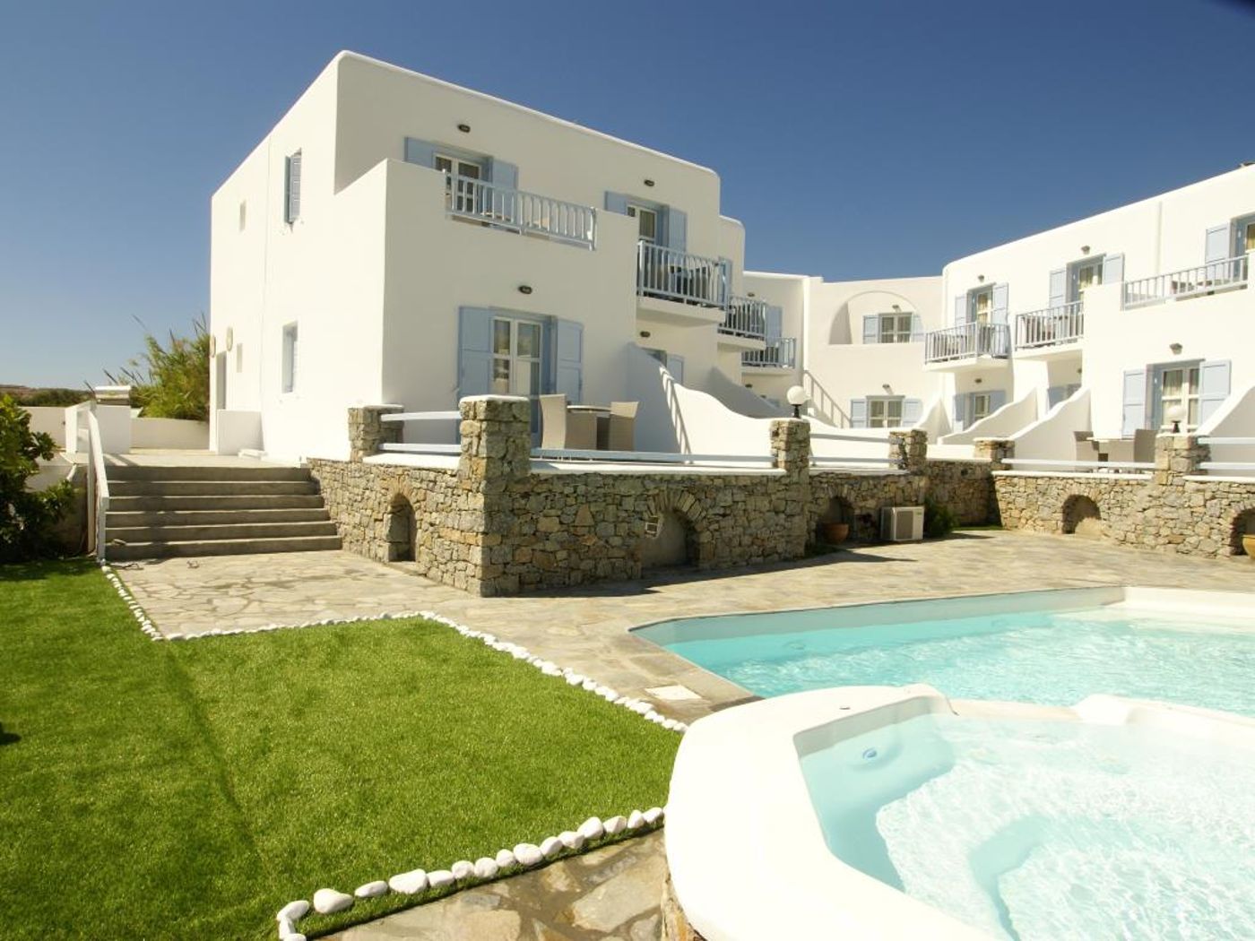 Dionysos-Luxury-Hotel-Mykonos-Room-6