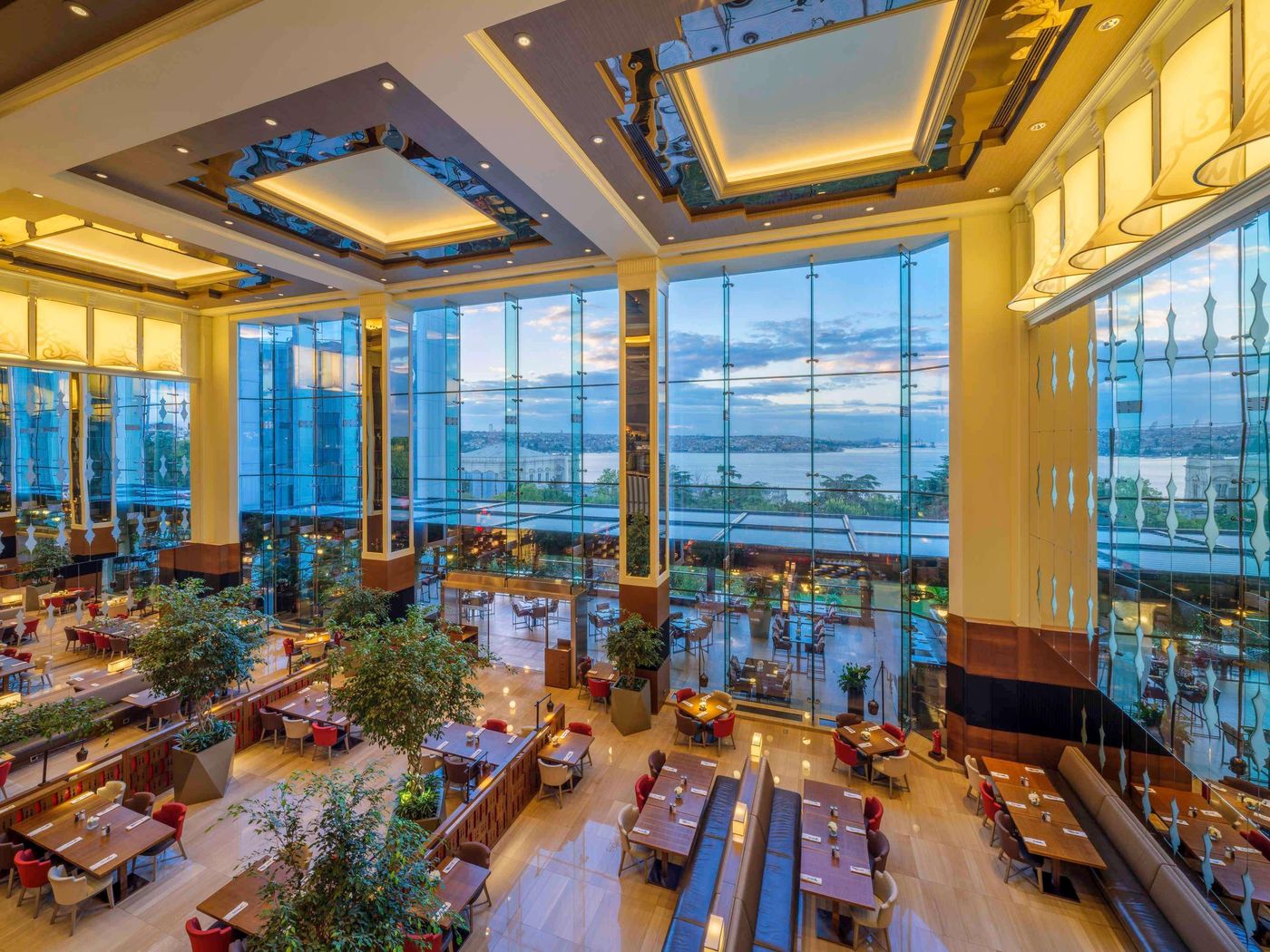 Swissotel-The-Bosphorus-Istanbul-Restaurant-56