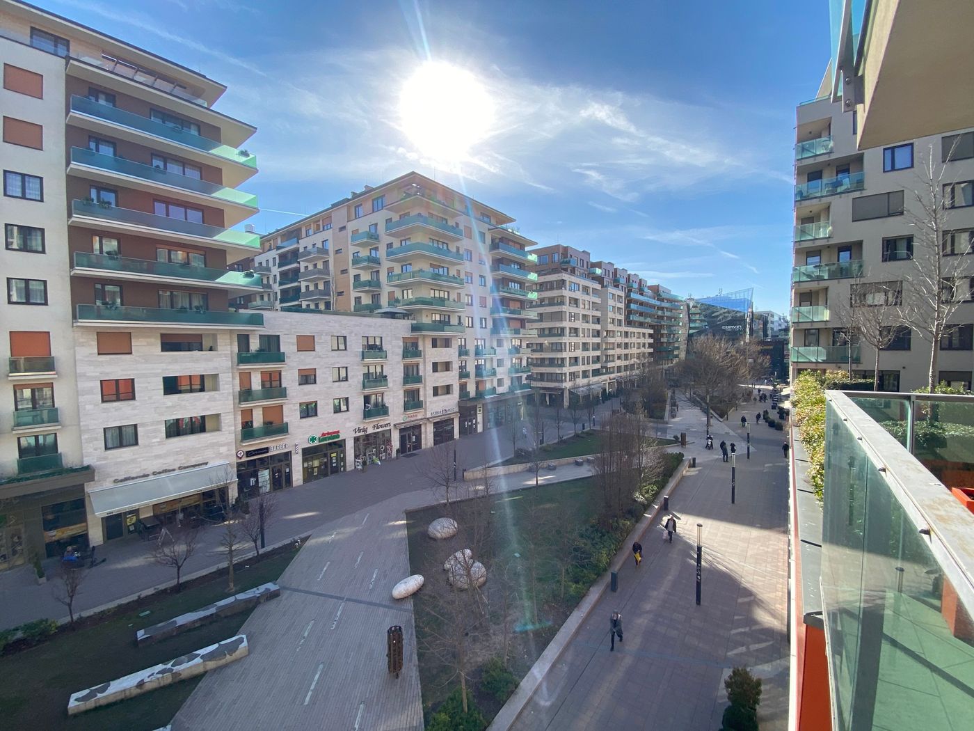 Corvin-Center-Suites-Room-74