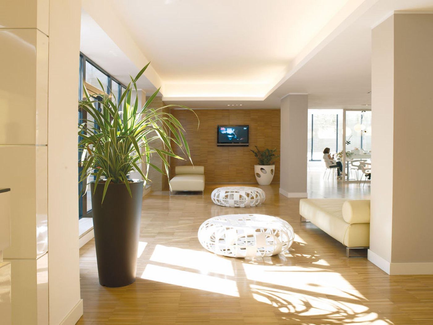 iH-Hotels-Milano-Watt-13-Lobby-9