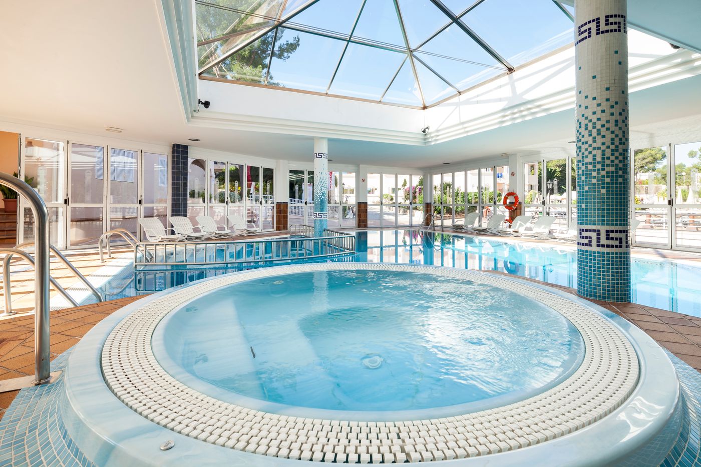 Invisa-Figueral-Resort---Cala-Blanca-Pool-50