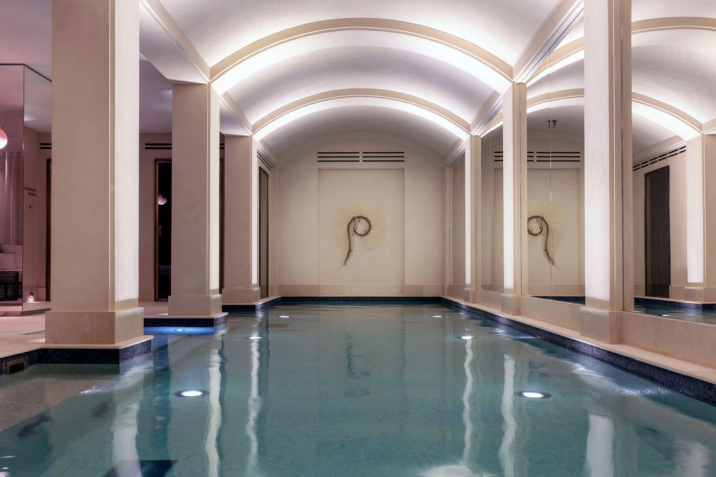 Les-Jardins-Du-Faubourg-Pool-45