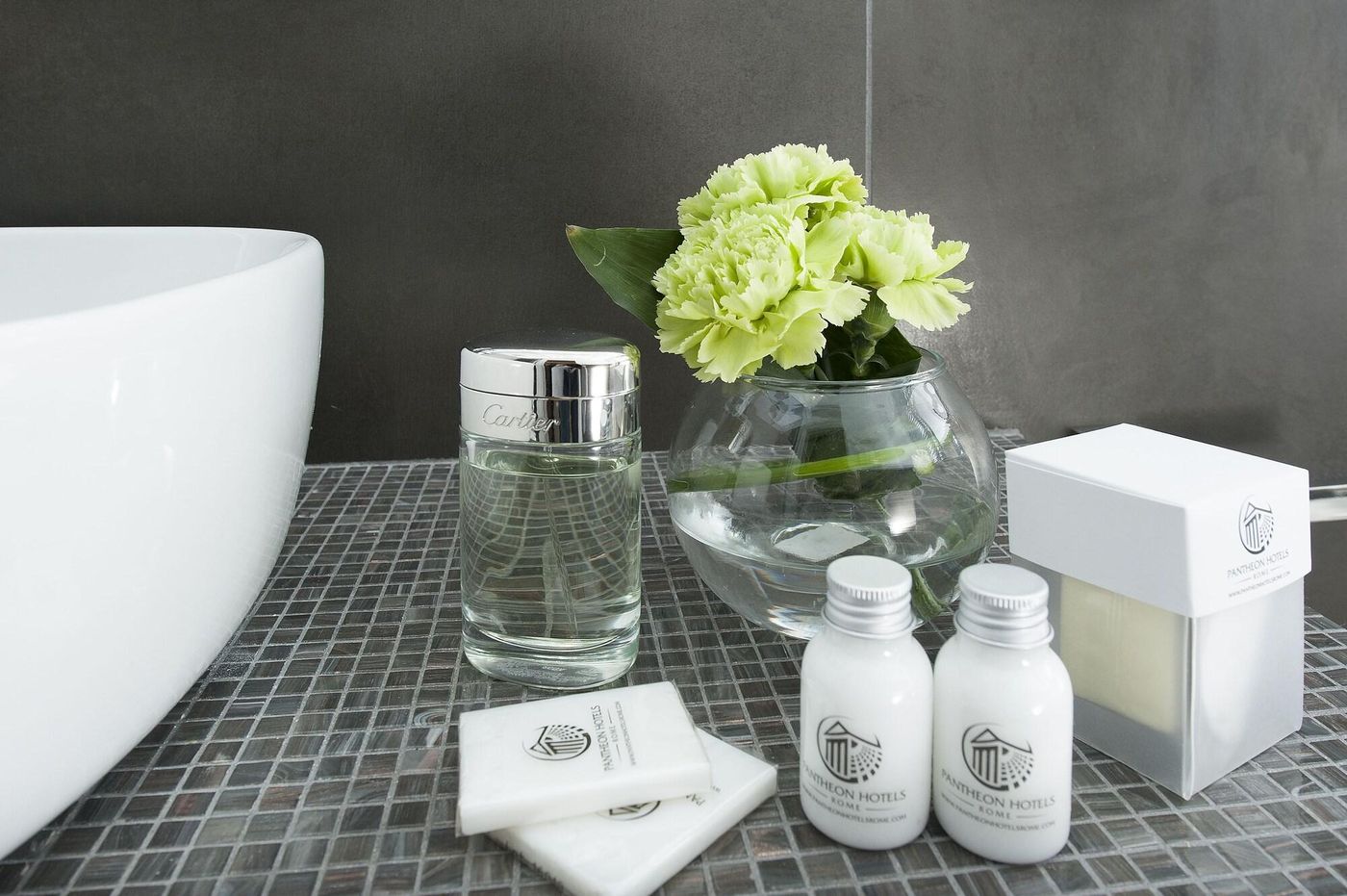 Vatican-Style-Room-38