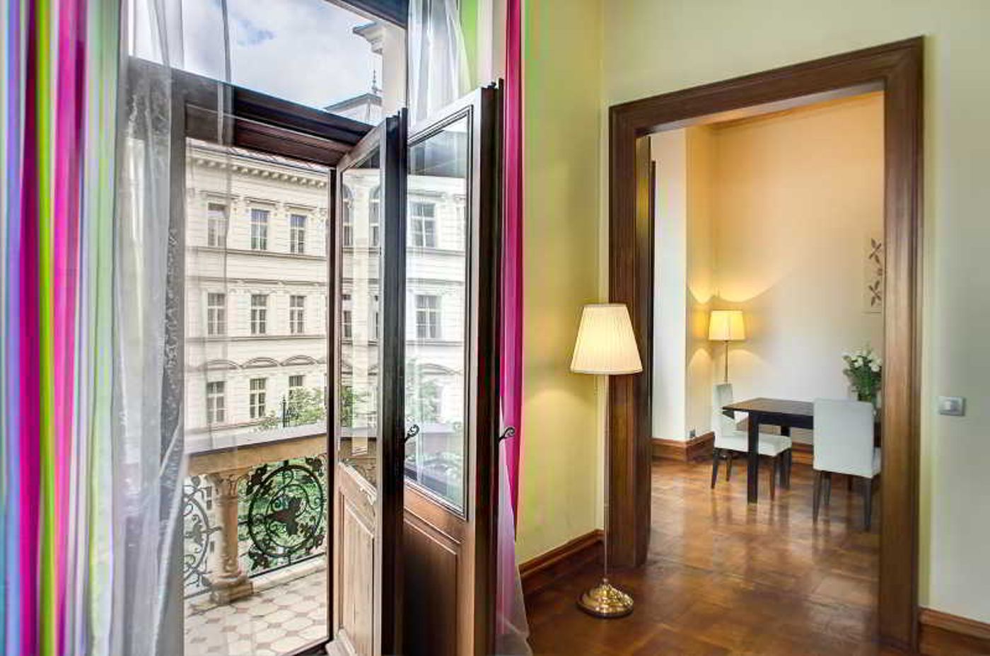The-Art-House-Room-18