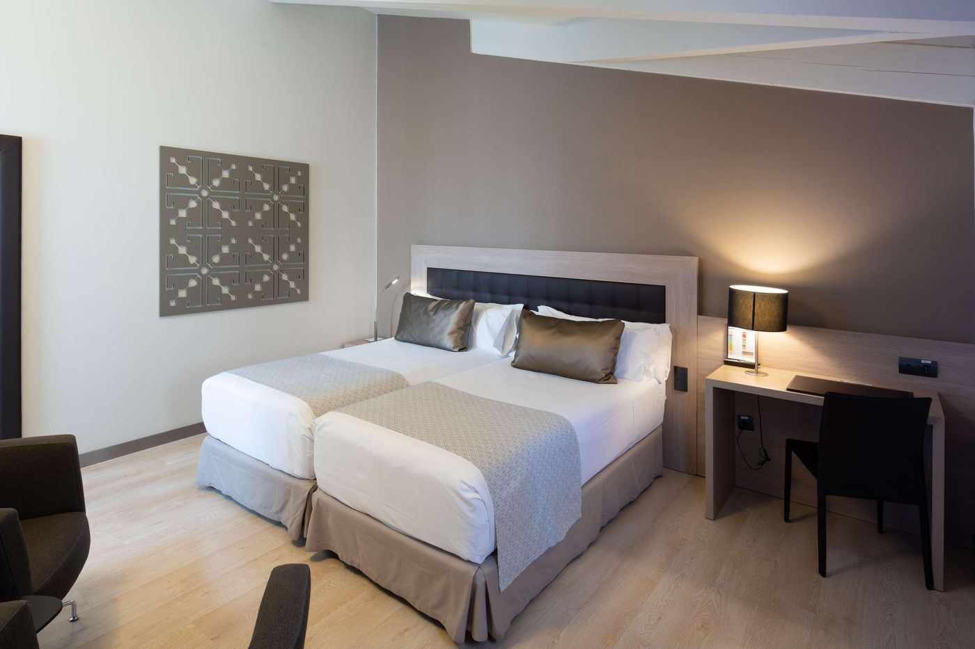 Catalonia-Plaza-Mayor-Room-36