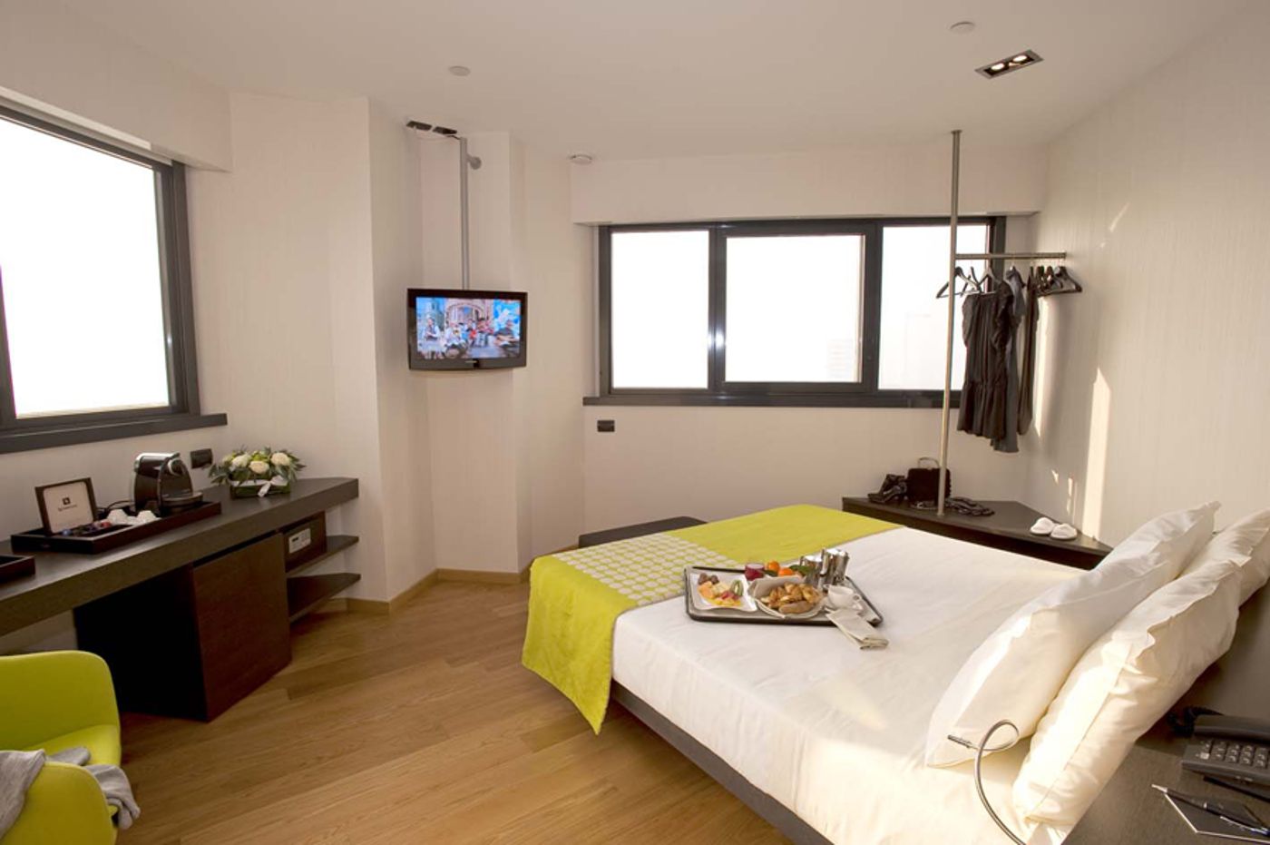 Best-Western-Plus-The-Hub-Hotel-General-view-17