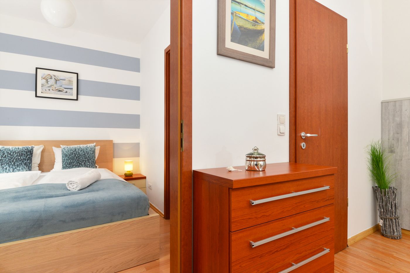 Lord-Residence-Room-19