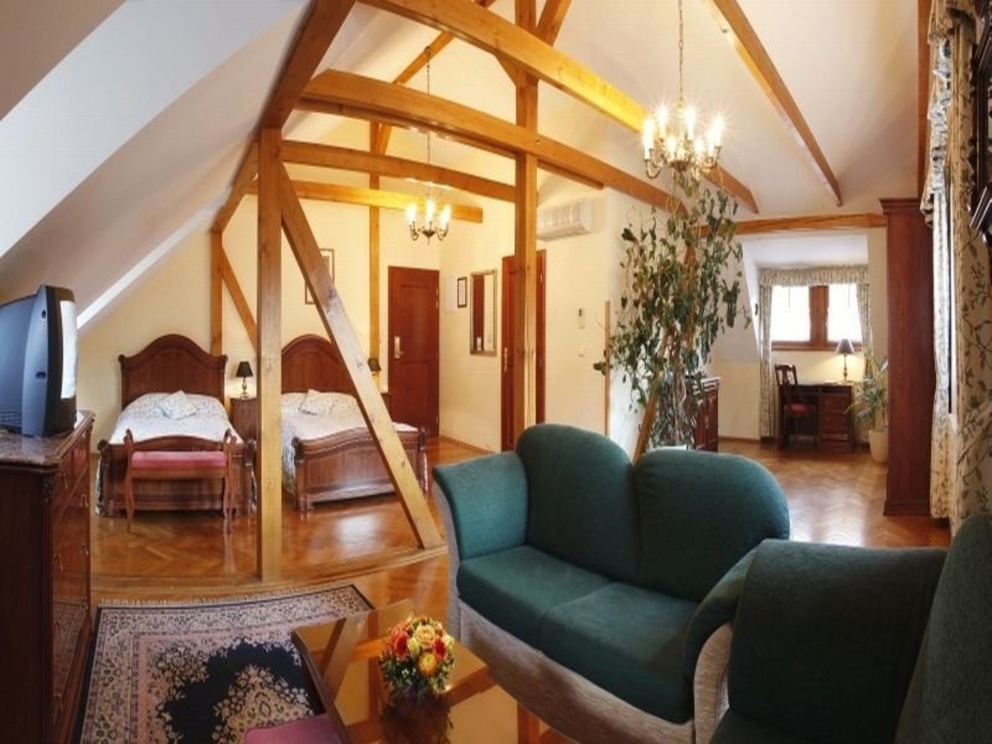 Boutique-Hotel-Constans-Room-17