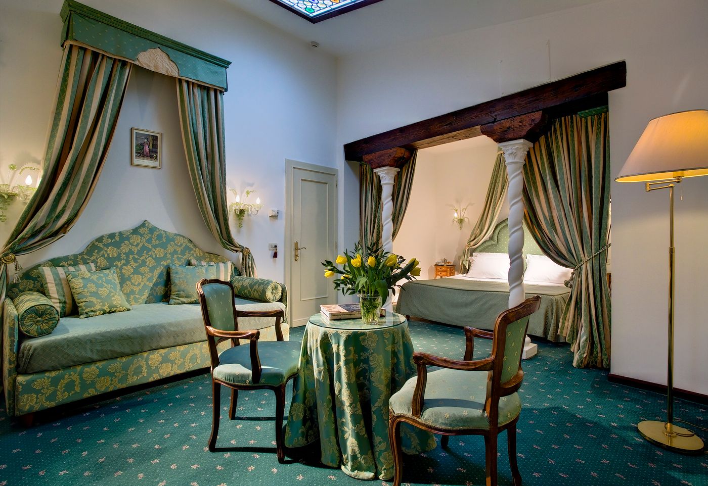 Giorgione-Hotel-Room-2