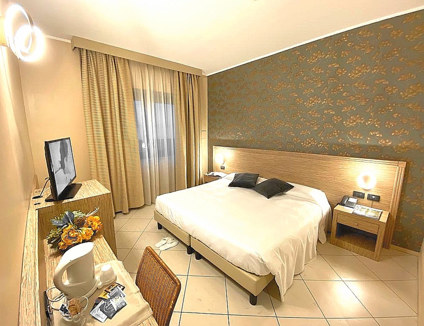 Hotel Parisi - Italy - NICHELINO (TORINO) - Room - 10