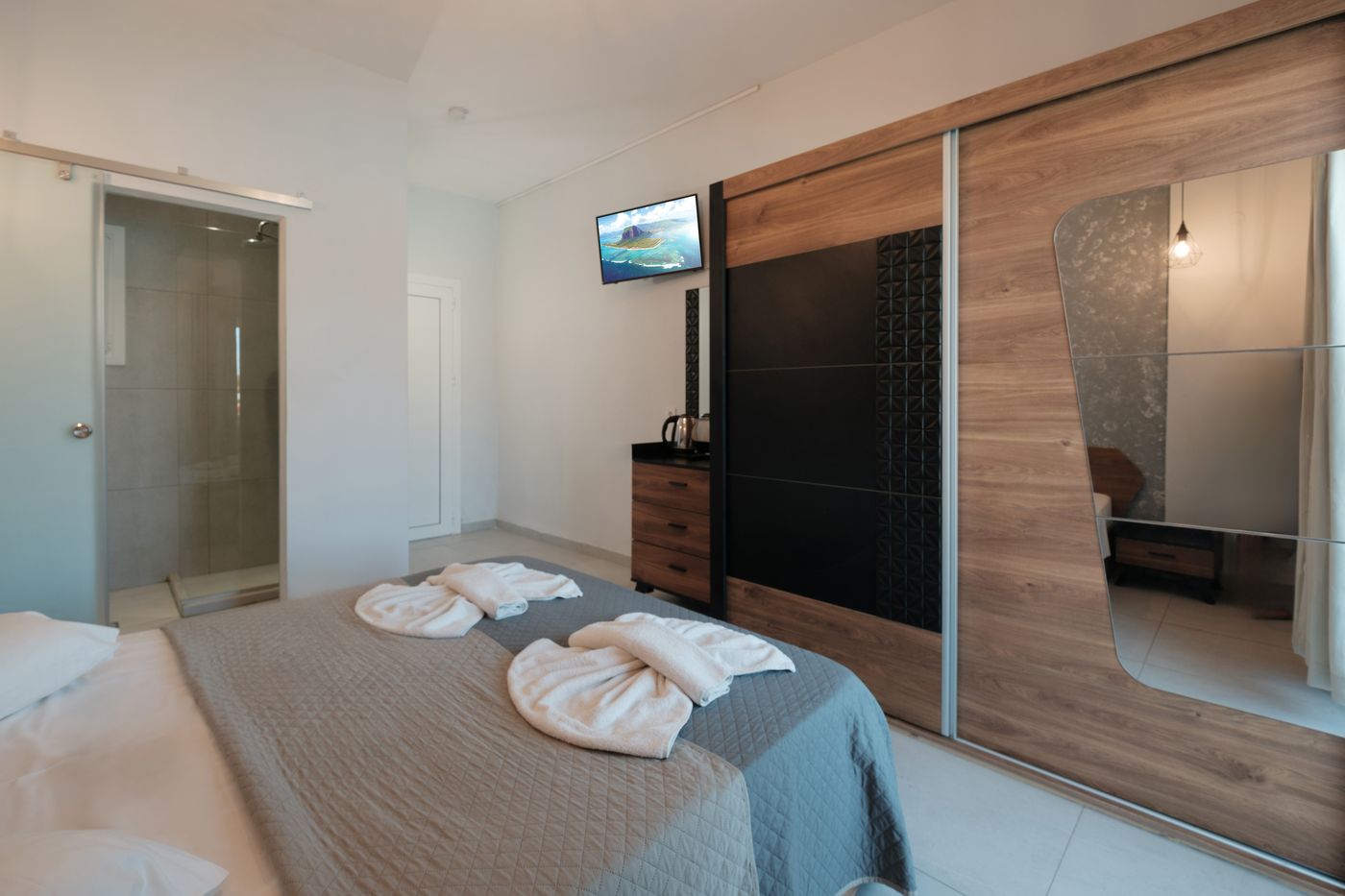 Paradise Hotel Apartments