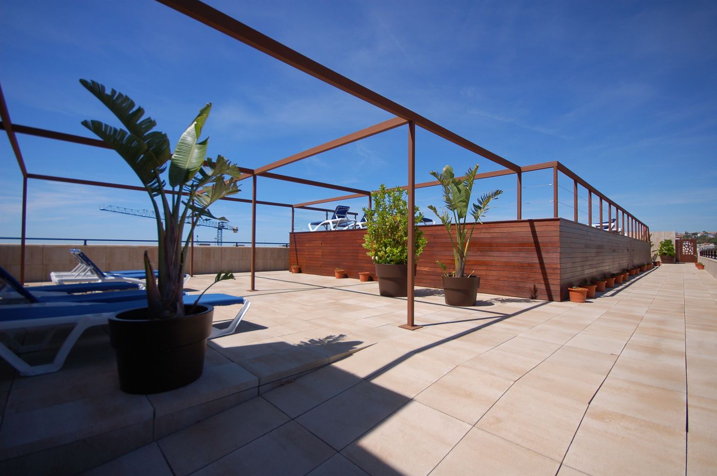 Resort-Sitges-Apartment-Pool-5