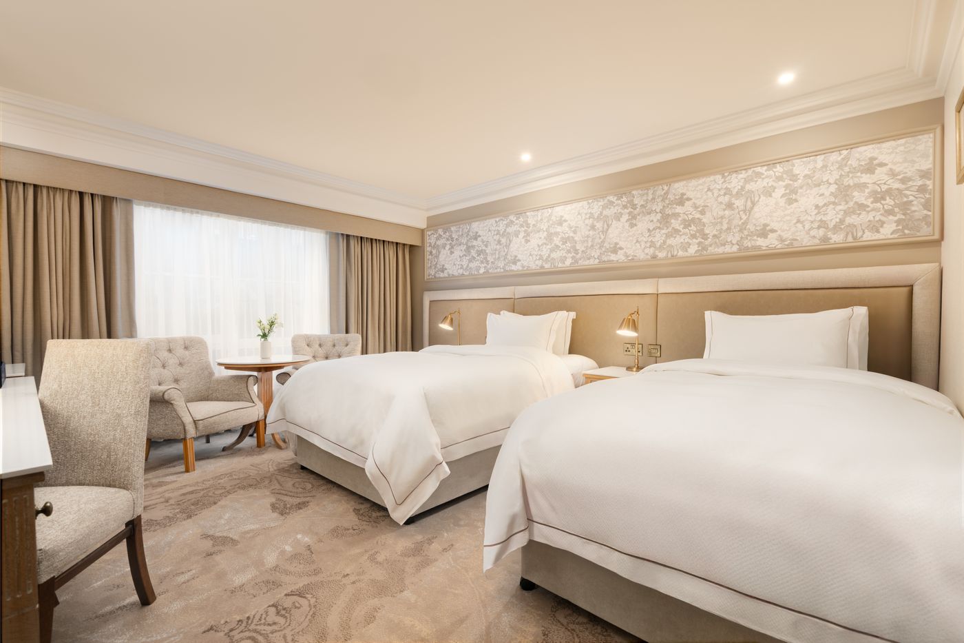 Brooks-Hotel-Room-14