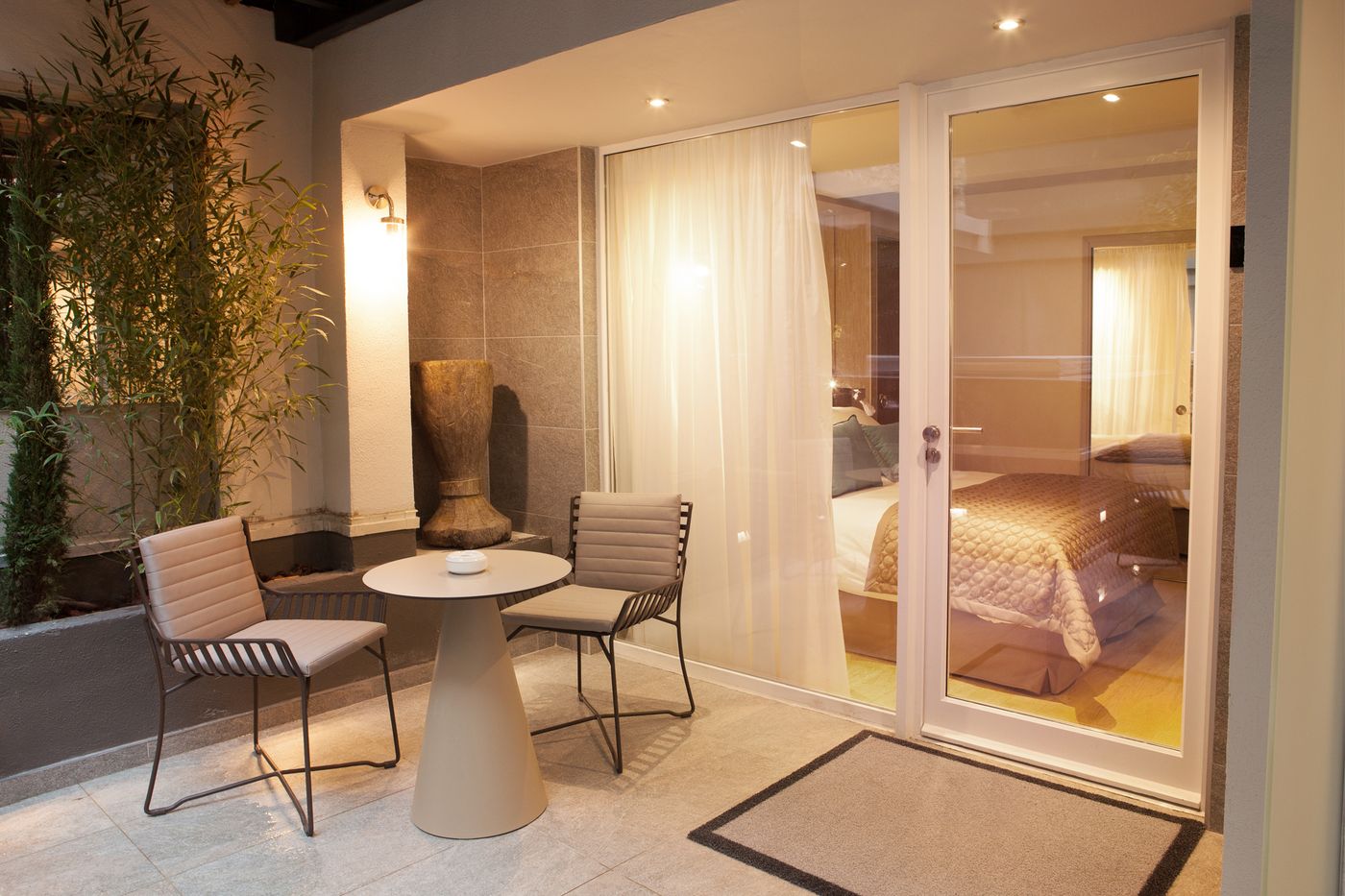 Hotel-La-Lanterne---Sp-Room-3