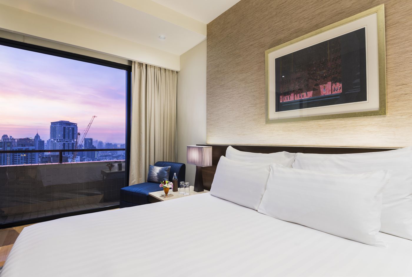 Emporium-Suites-by-Chatrium-Room-47