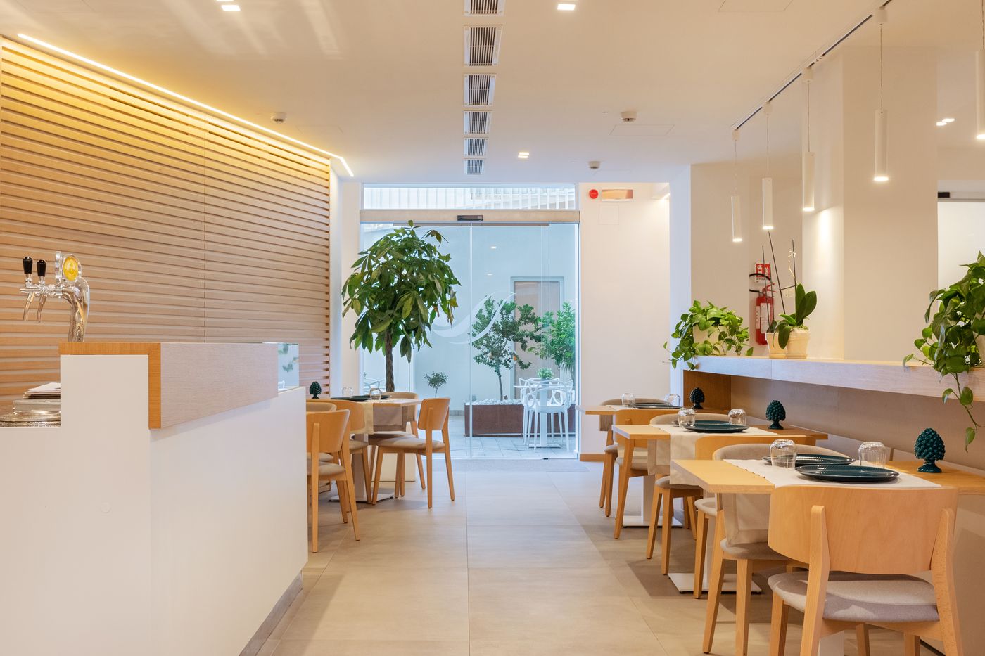 Albatros-Hotel-Restaurant-34