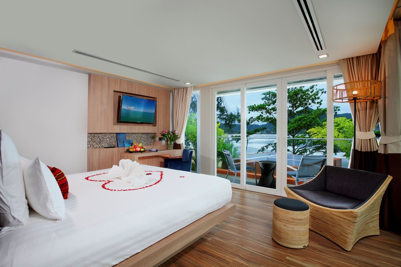 Novotel-Phuket-Kamala-Room-36