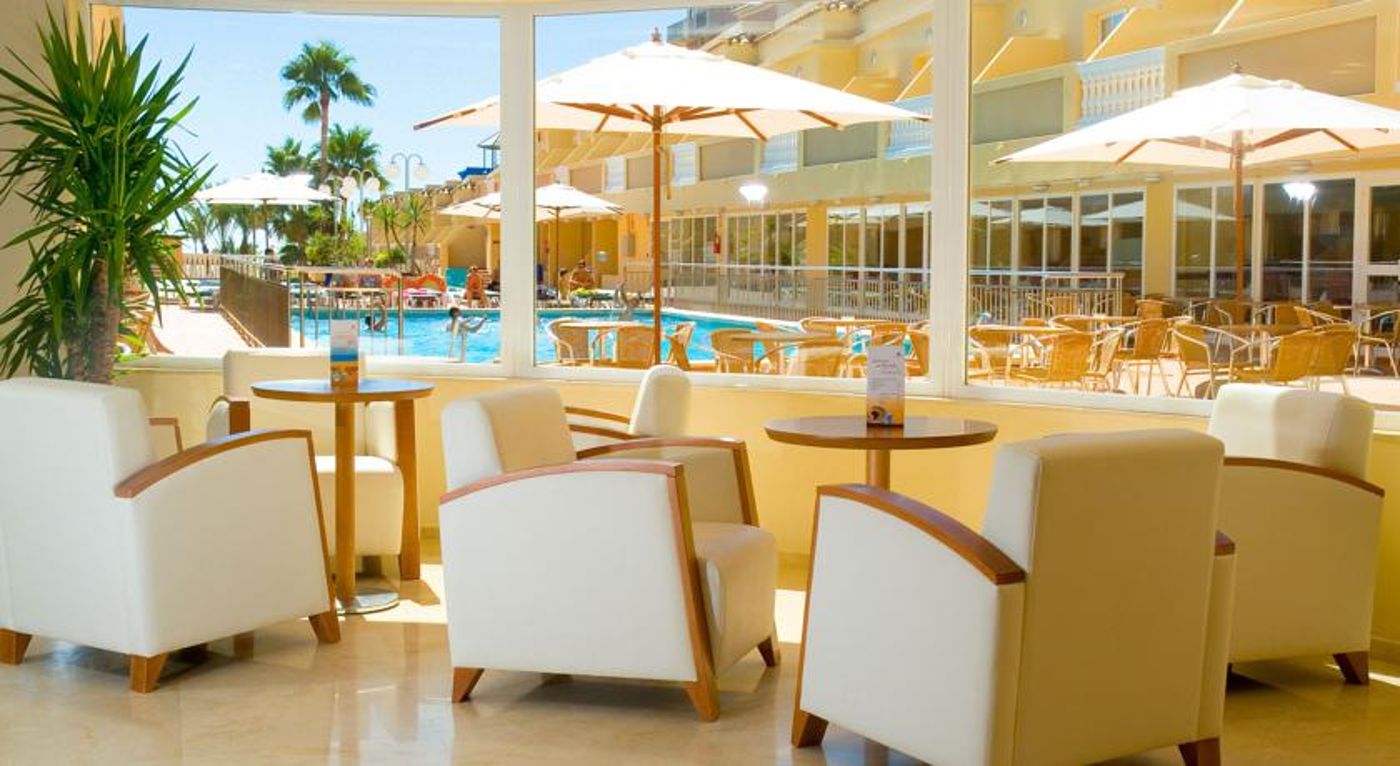 RH Casablanca Suites