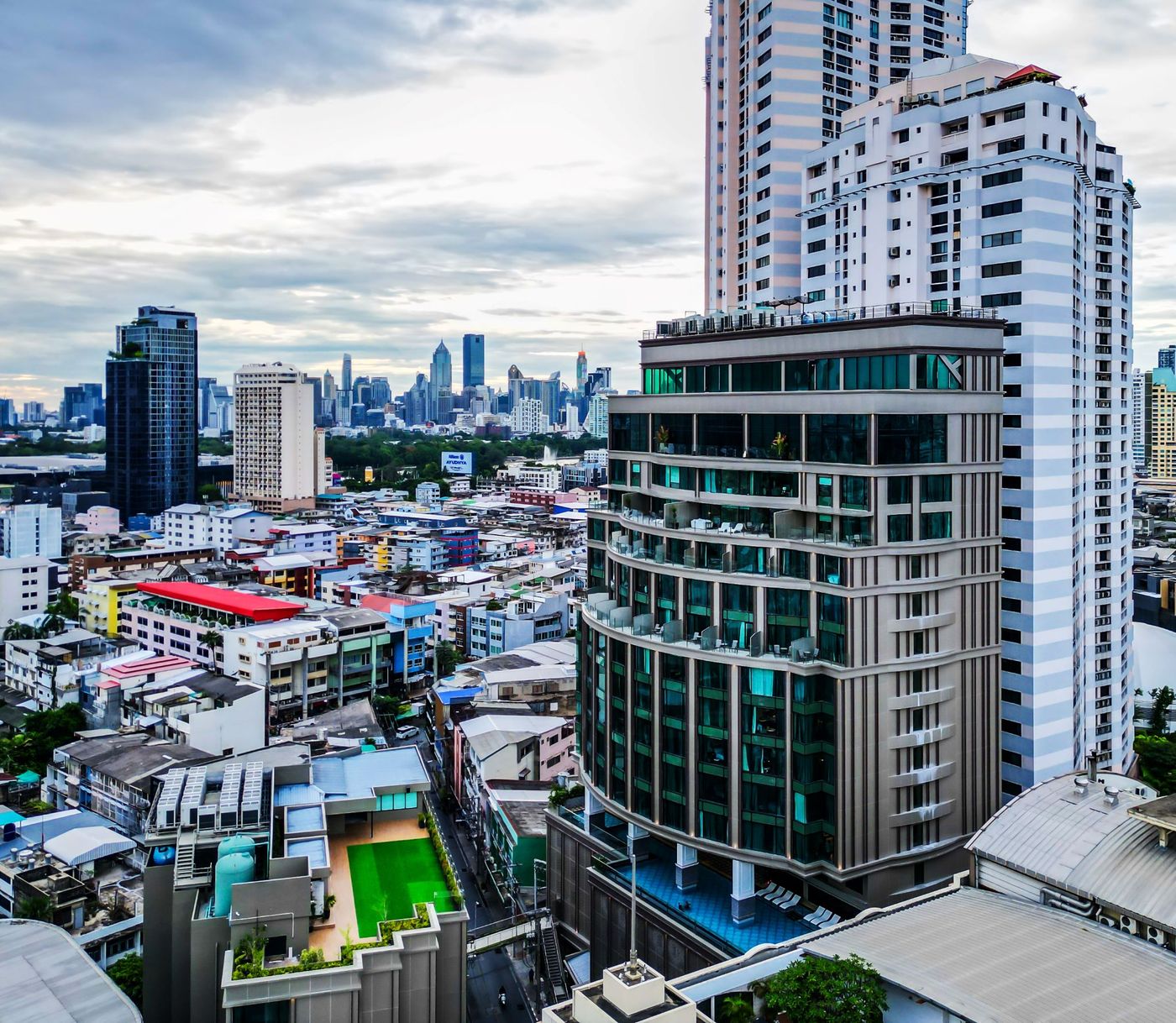 VALIA-Hotel-Bangkok-Sukhumvit-General-view-4