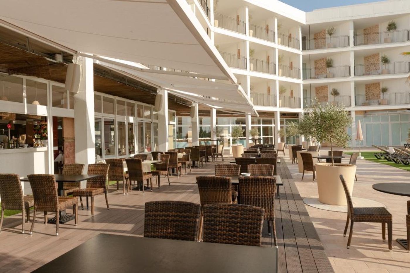 Blau-Park-Terrace-10