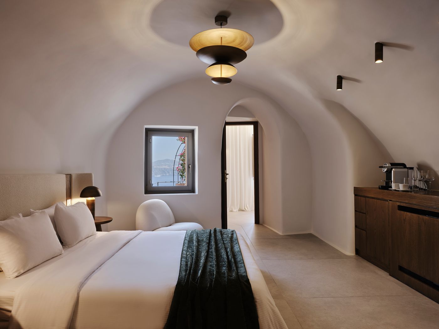 Andronis-Luxury-Suites-Room-14