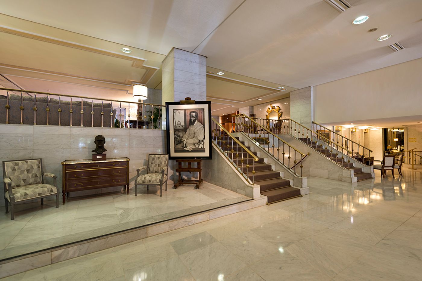 Miguel-Angel-by-BlueBay-Lobby-2