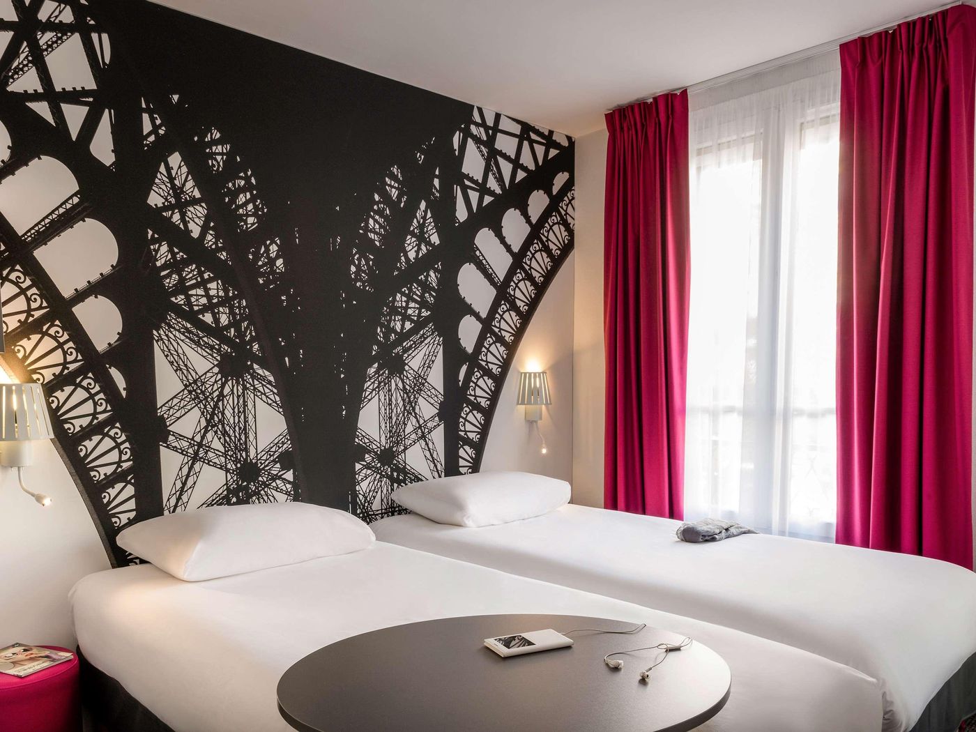 Ibis-Styles-Paris-Cambronne-Room-31