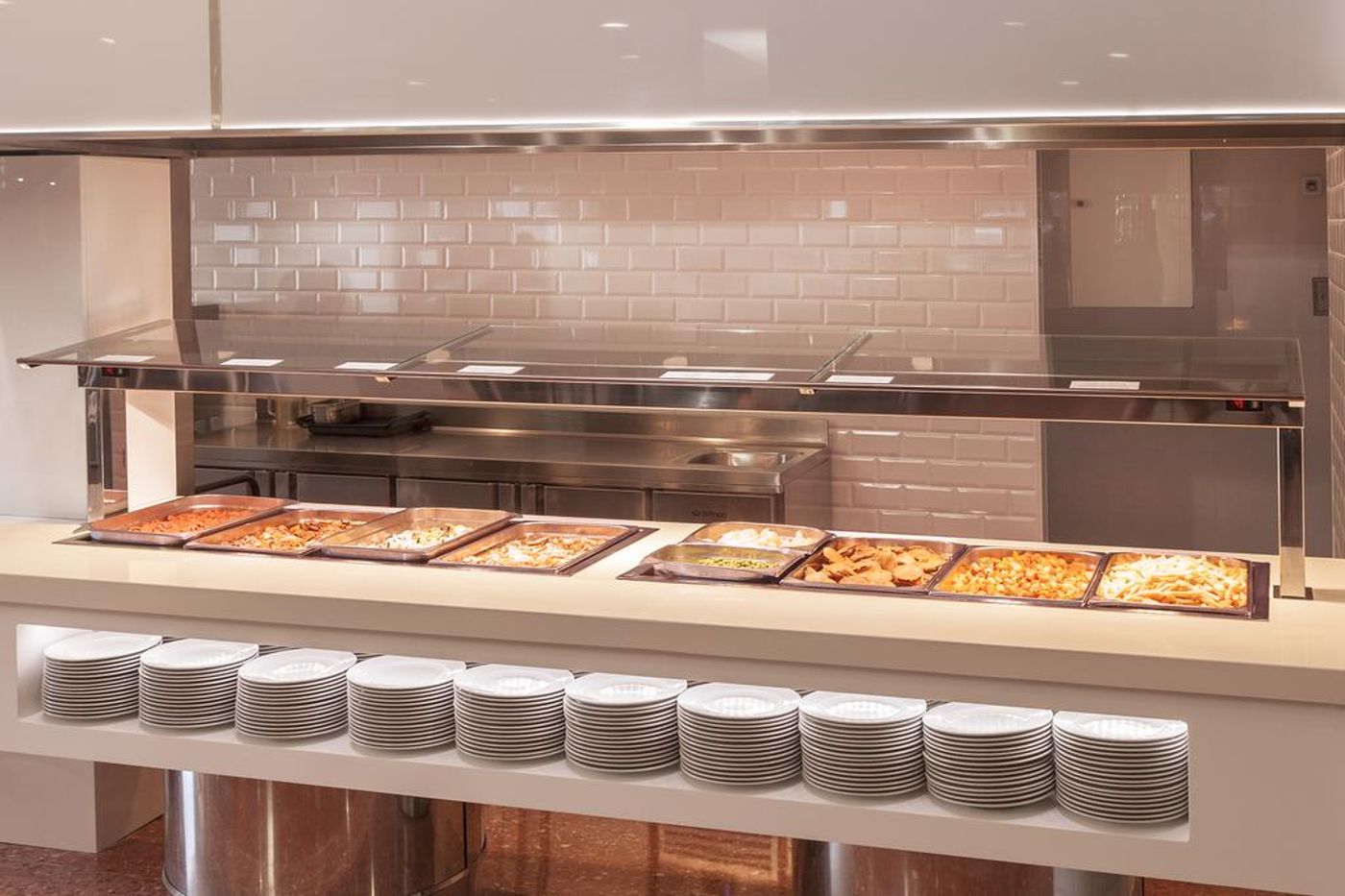 Port-Denia-Restaurant-33