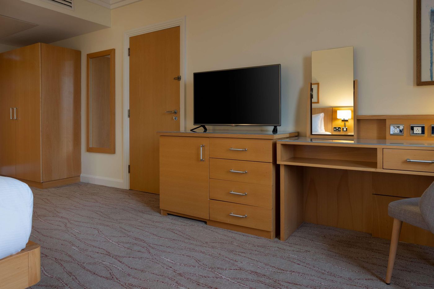 Hilton-Dublin-Airport-Room-44