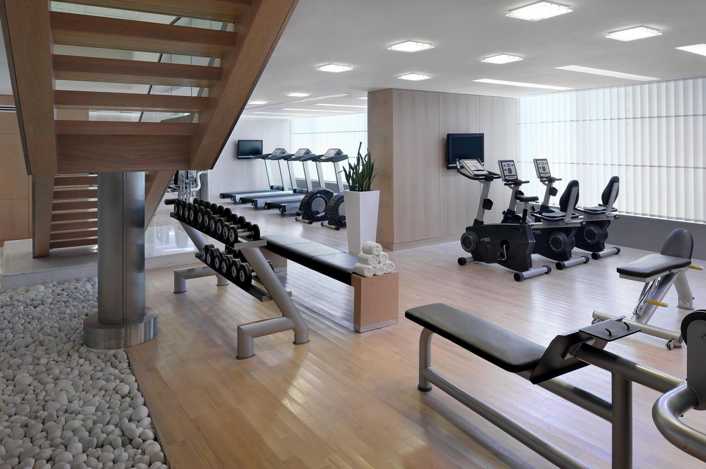 Media-One-Hotel-Sports-and-Entertainment-80