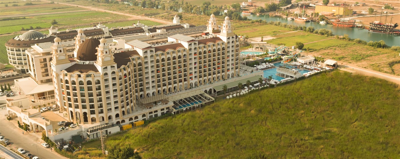 Jadore-Deluxe-Hotel---Spa-General-view-8