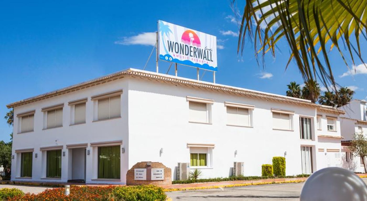 Wonderwall Music- Adults Only