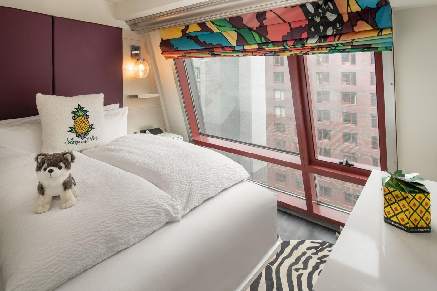 Staypineapple--An-Artful-Hotel--Midtown-New-York-Room-12