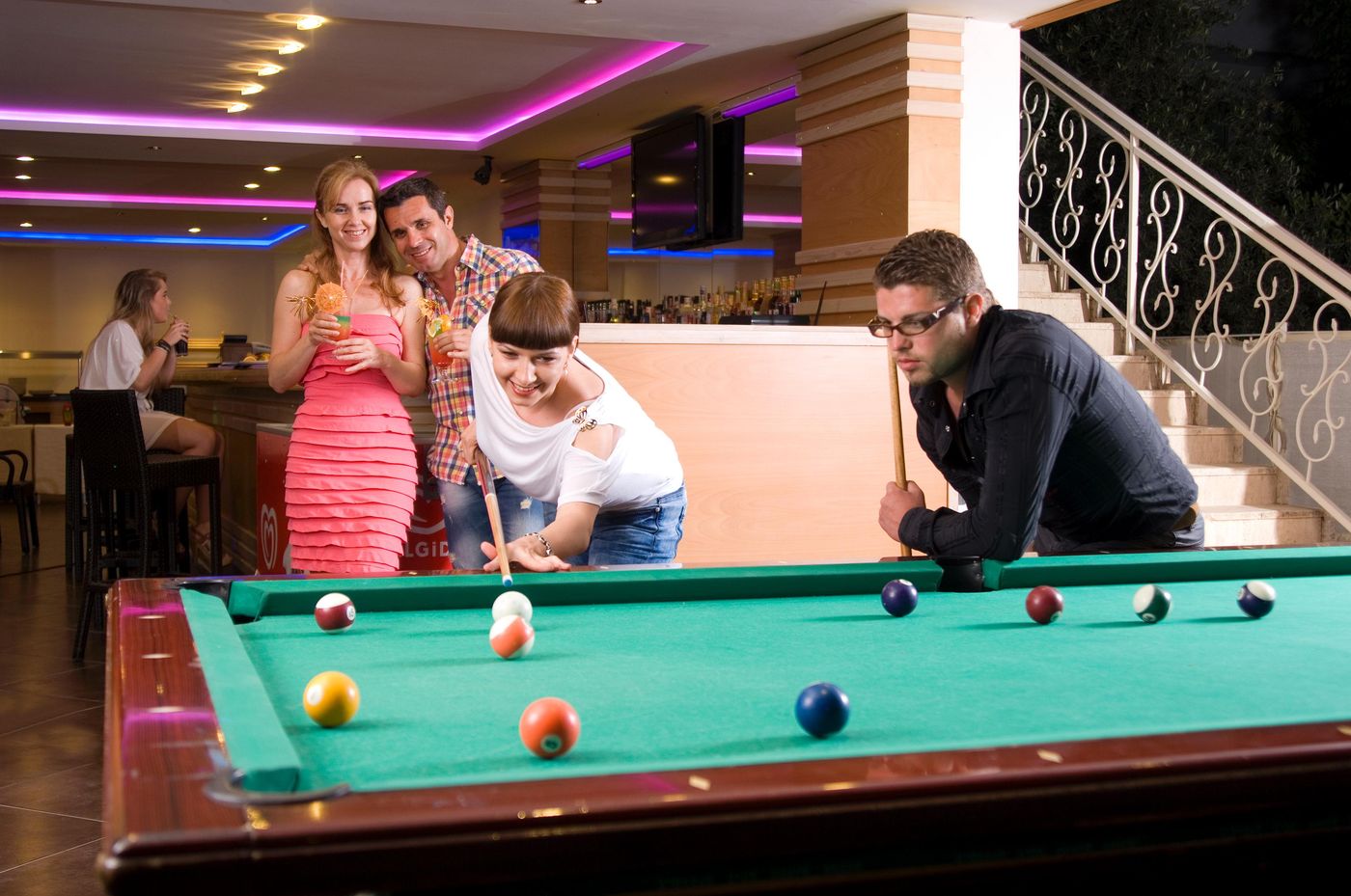 Supreme-Hotel-Sports-and-Entertainment-36