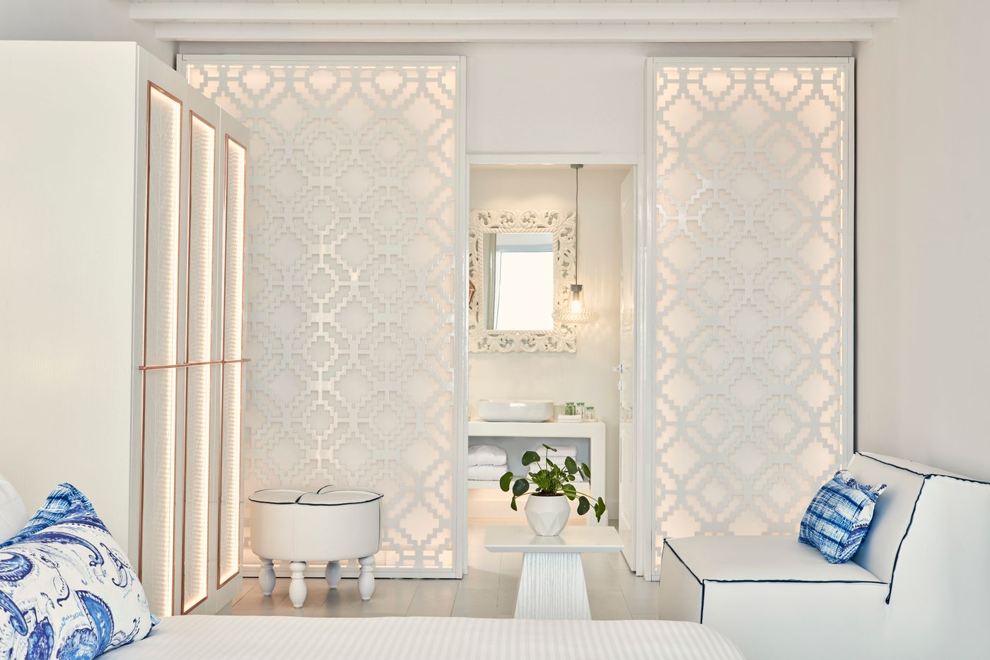 Katikies-Mykonos---The-Leading-Hotels-Of-The-World-Room-31