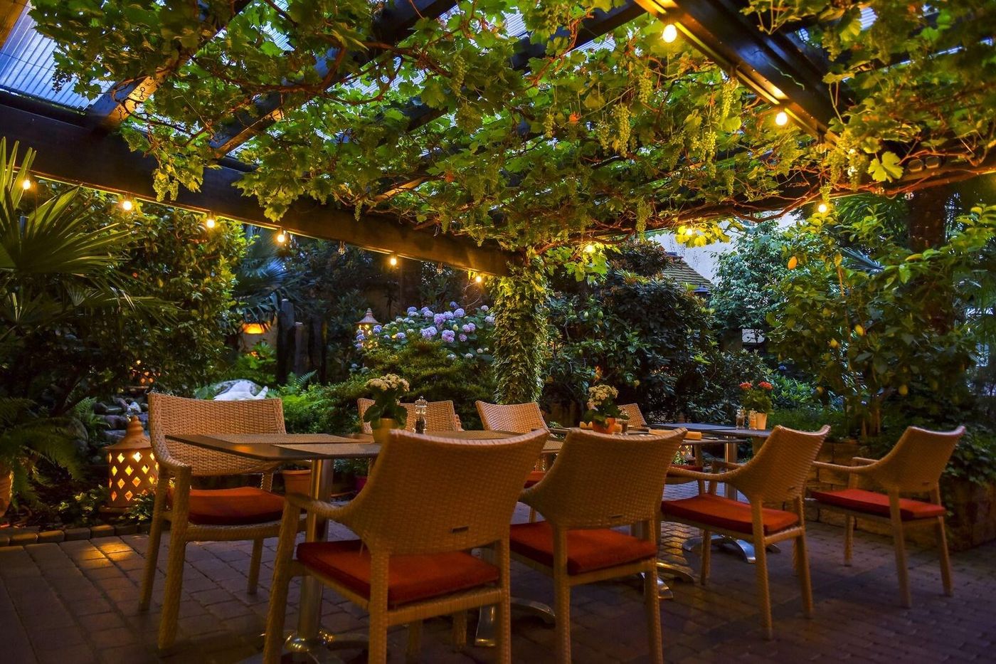 Hotel Bommersheim - Germany - ESCHBORN - Terrace - 3