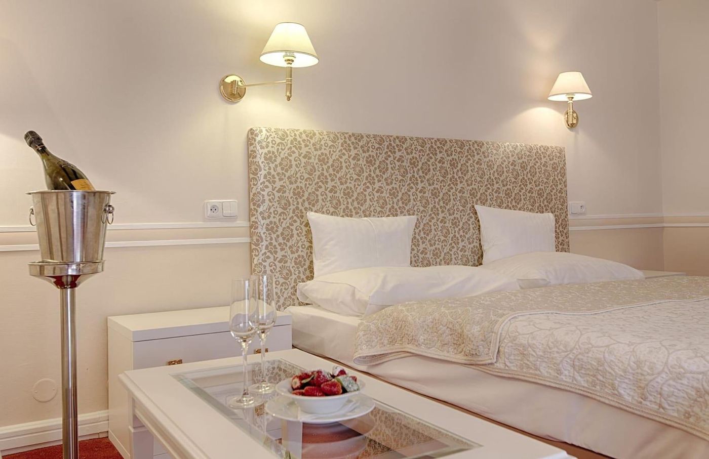 Hotel Embassy-Czech Republic-KARLOVY VARY-Room-8