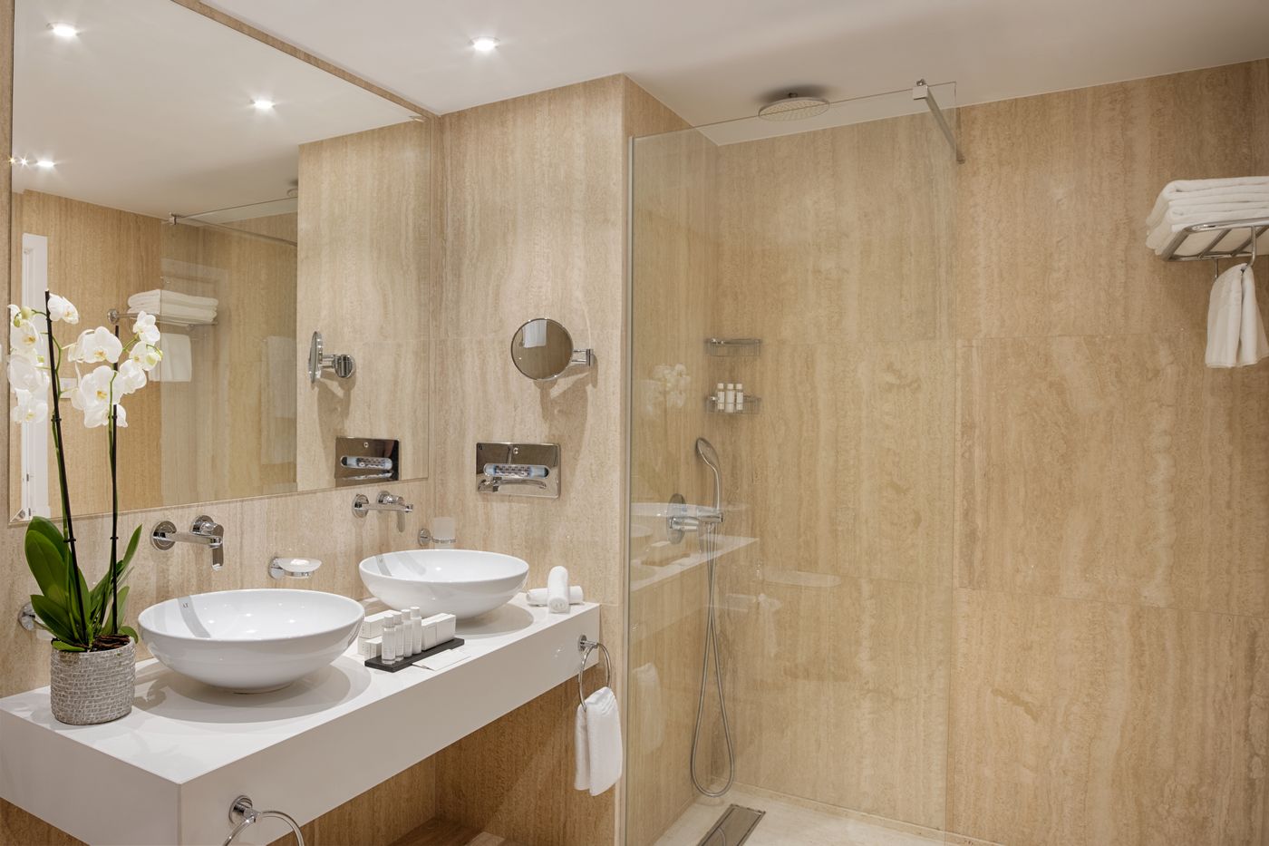 Grecian-Bay-Hotel-Room-46