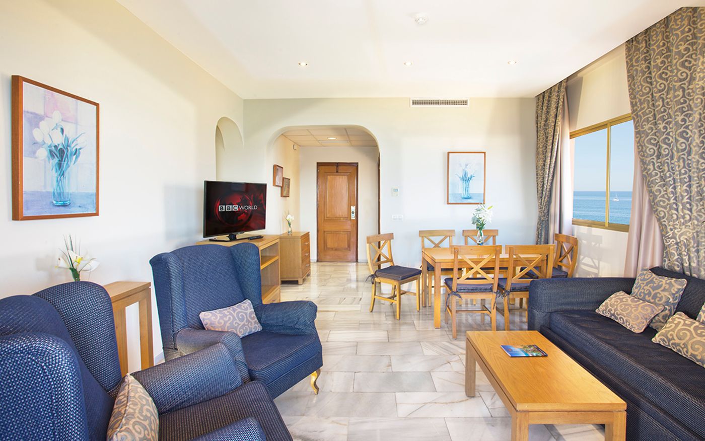 Sunset-Beach-Club-Room-15