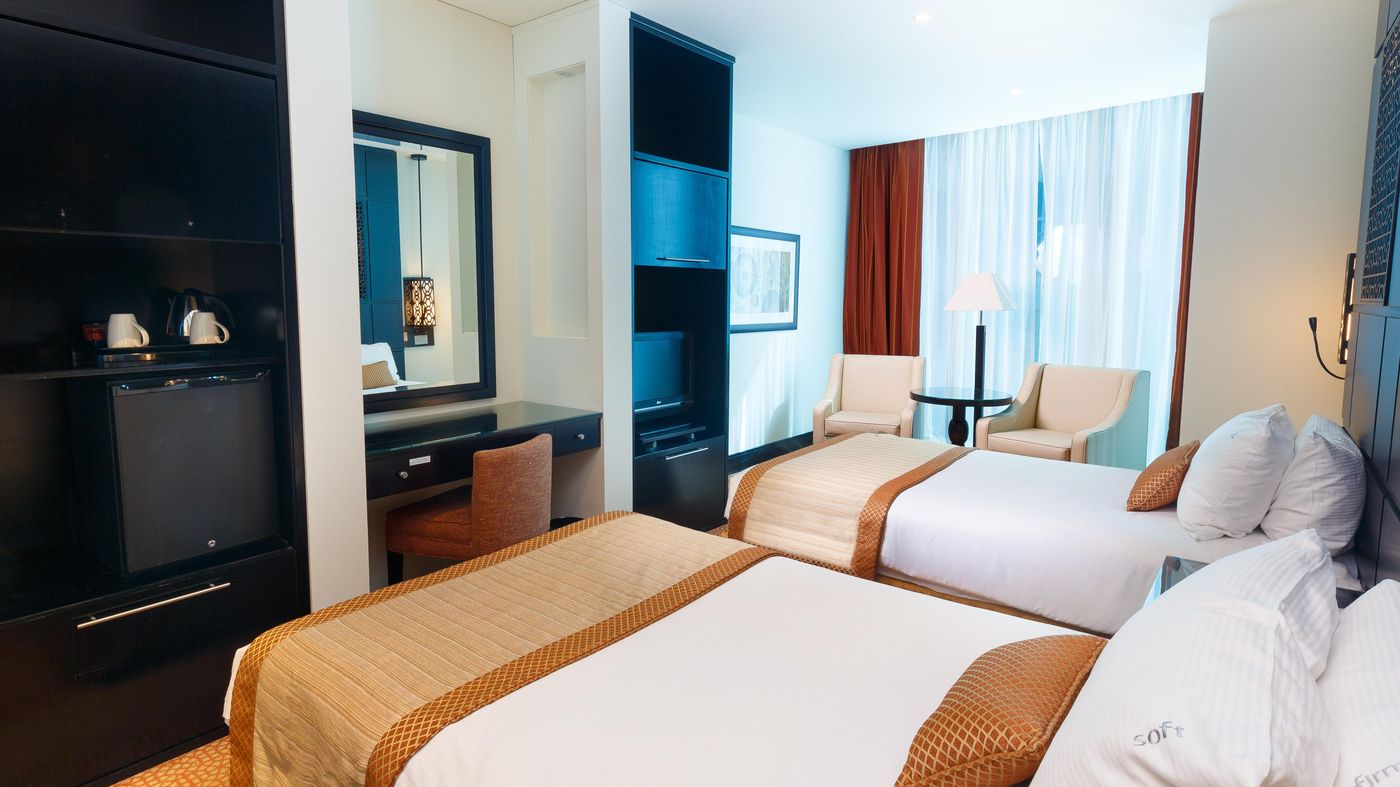 Holiday-Inn-Dubai-Al-Barsha-Room-33