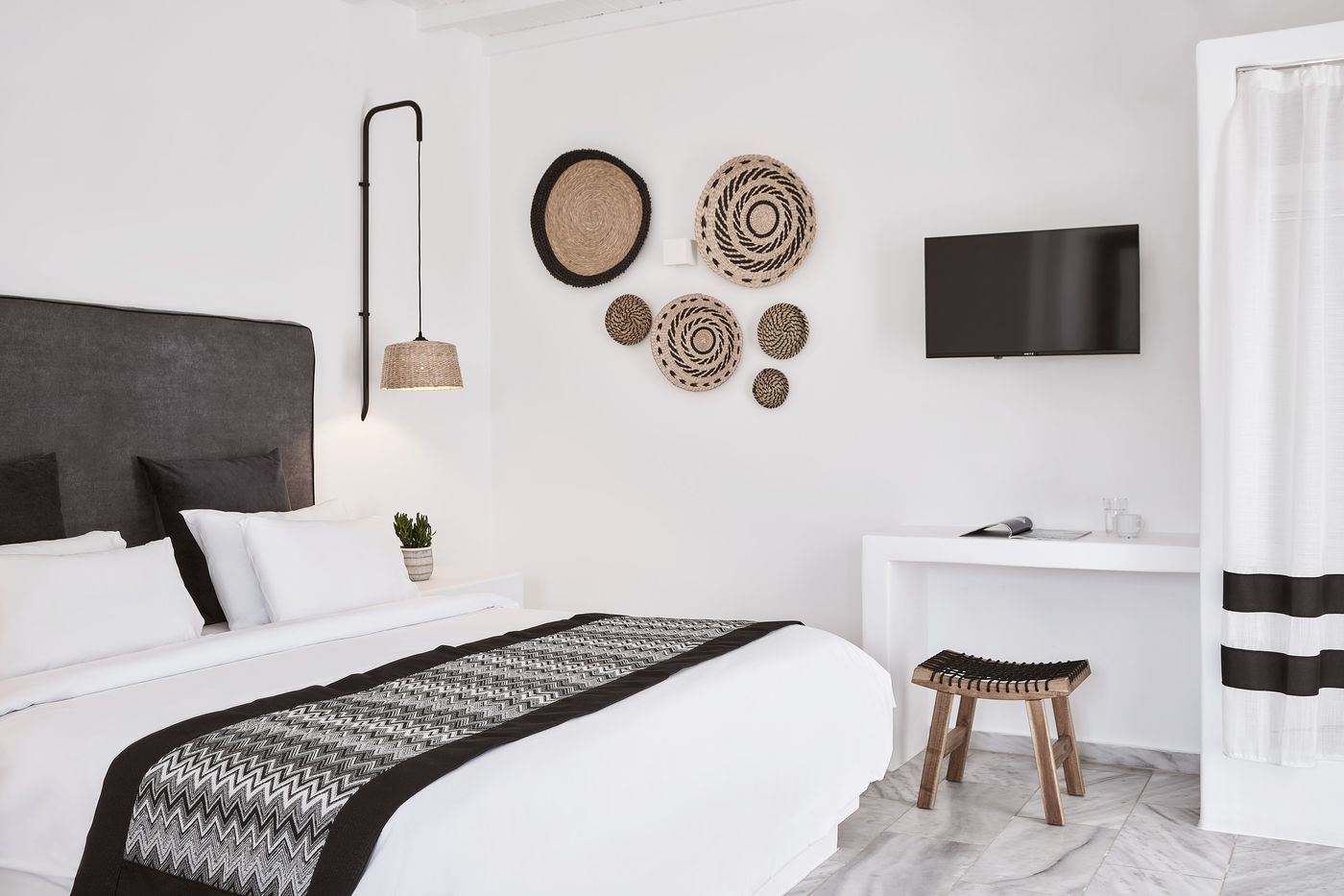 Mr---Mrs-White-Mykonos-Room-15