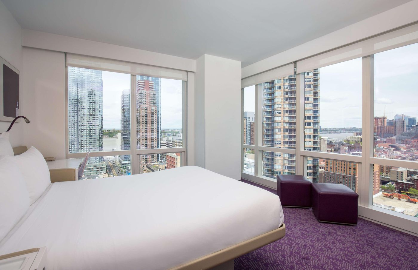 Yotel-New-York-Times-Square-Room-15
