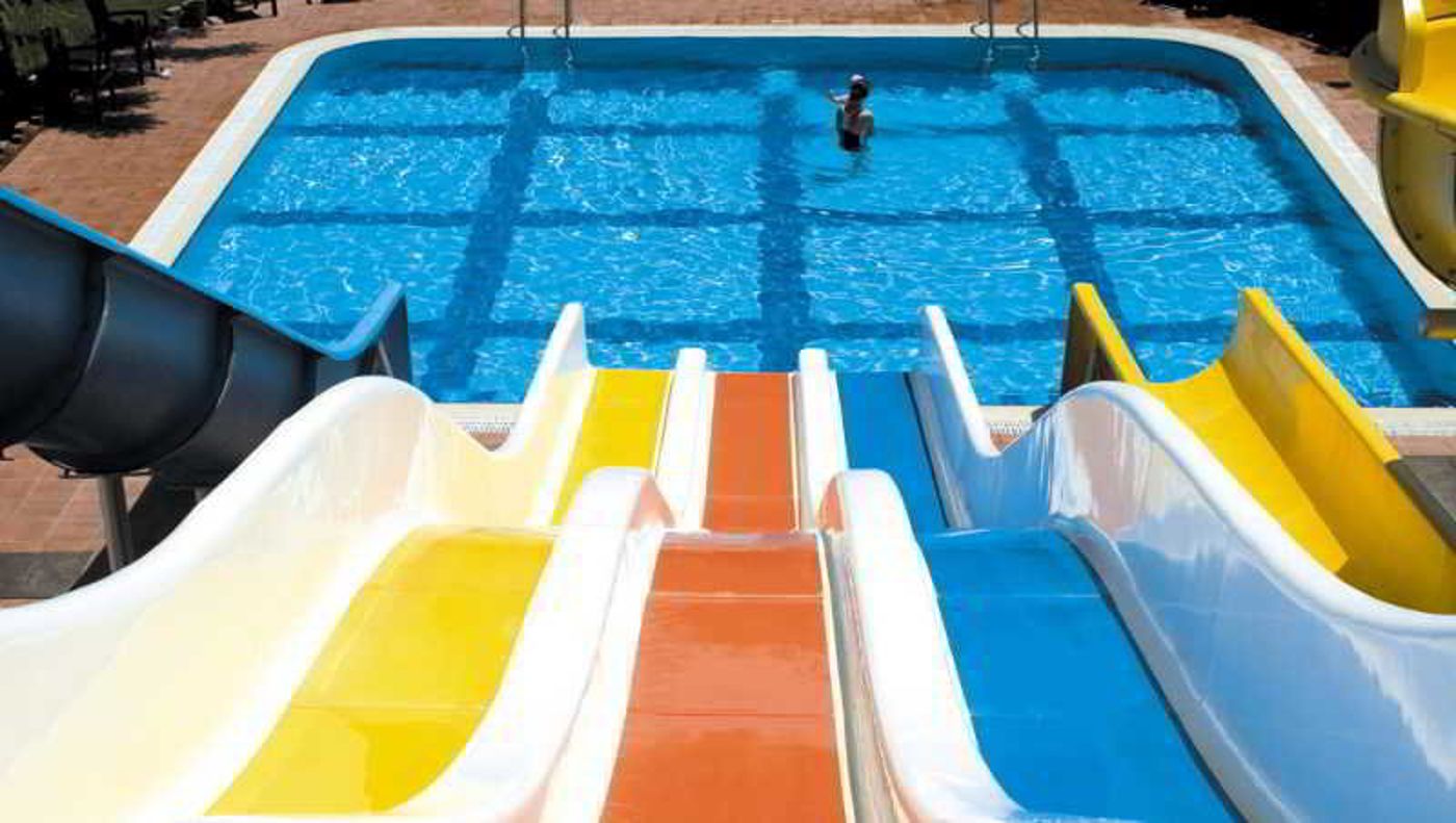 Fame-Residence-Goynuk-Pool-15