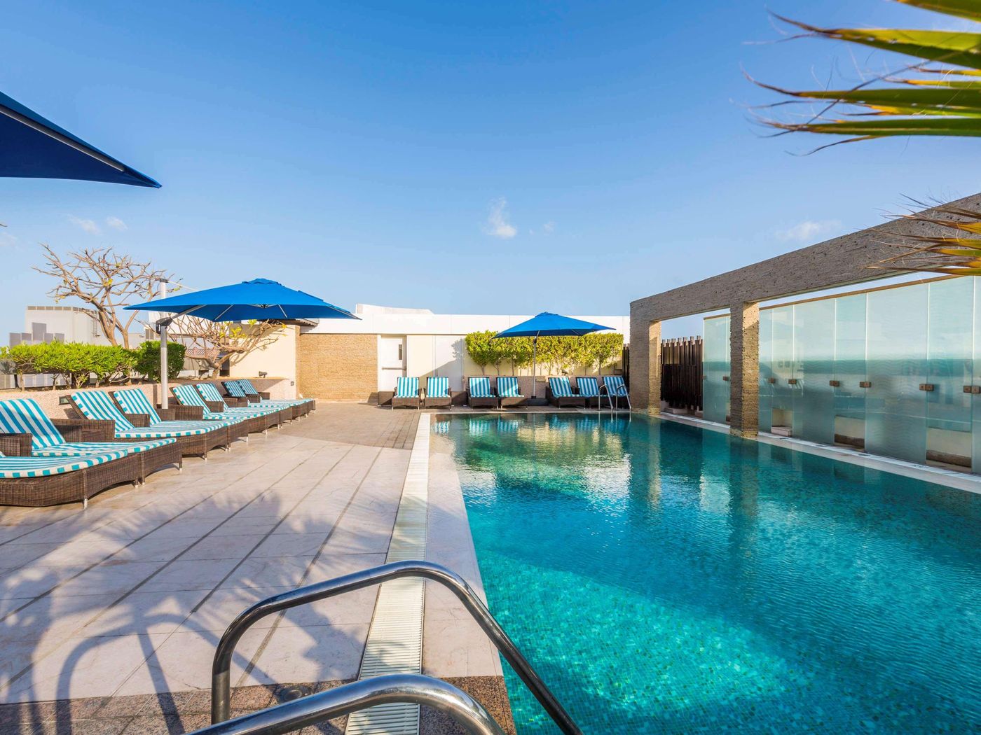 Novotel-Suites-Mall-Avenue-Dubai-Pool-1